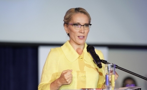 Ramona Ioana Bruynseels îl acuză pe Dan Barna de furt: