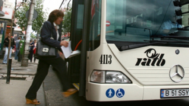 RATB vrea să dea peste 11 milioane de lei pentru a pune aer condiționat în 150 de autobuze