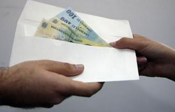 Reactia medicilor, dupa incriminarea donatiilor de la pacienti