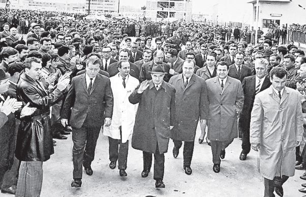 Regimul Ceausescu l-a filat si intrceptat pe Regele Mihai timp de 42 de ani