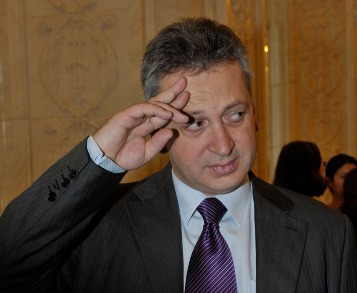 Relu Fenechiu, urmărit penal pentru trafic de influenţă în formă continuată şi spălarea banilor