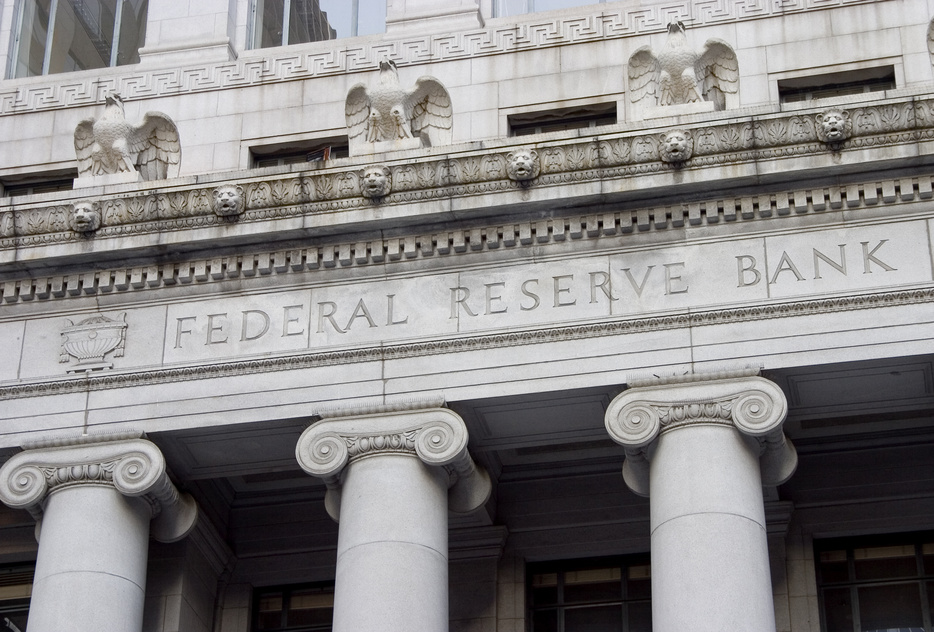 Rezerva Federală majoreaza rata dobânzii în SUA. Cum va afecta această decizie economia mondială