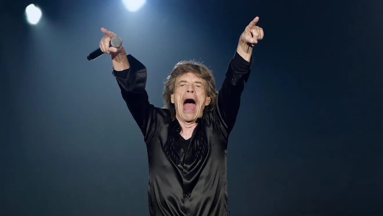 Rolling Stones egalează recordul Beatles cu al 15-lea disc nr. 1 în topul albumelor din Marea Britanie
