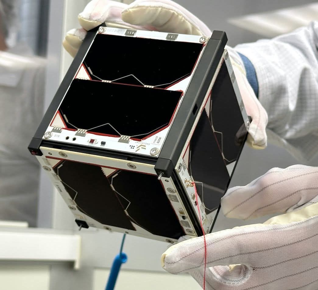 România a lansat al treila satelit experimental pe orbită cu o rachetă Space X a lui Elon Musk