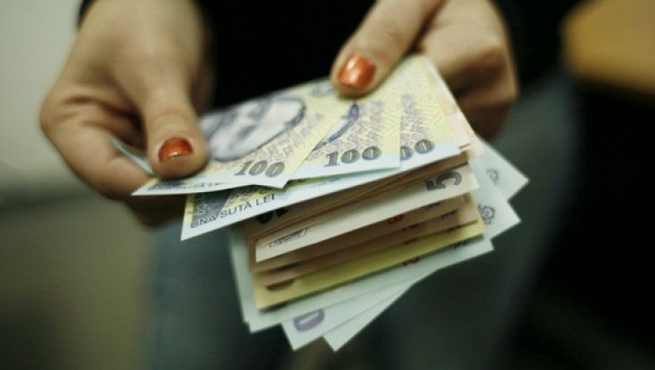 România are cele mai mari impozite pe salariile mici, conform unui studiu