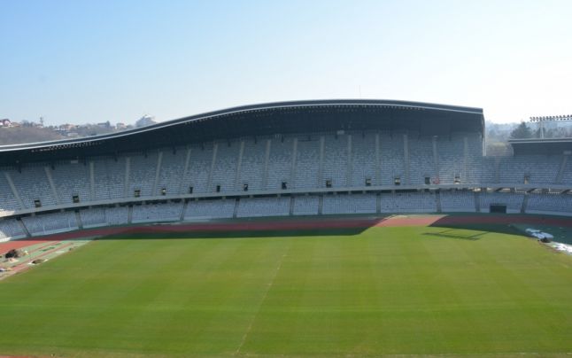 România - Danemarca: Câini-poliţişti care detectează substanţele pirotehnice la meciul de fotbal