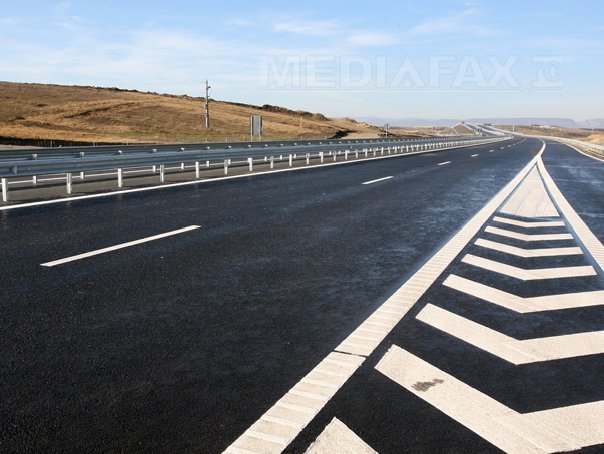 România nu a inaugurat niciun kilometru de autostradă în 2016, dar are 10.000 km drumuri de pământ