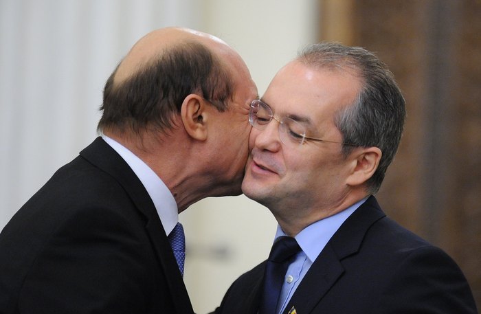 România trebuie să plătească 1,26 miliarde euro către UE şi Banca Mondială din imprumutul luat de Boc