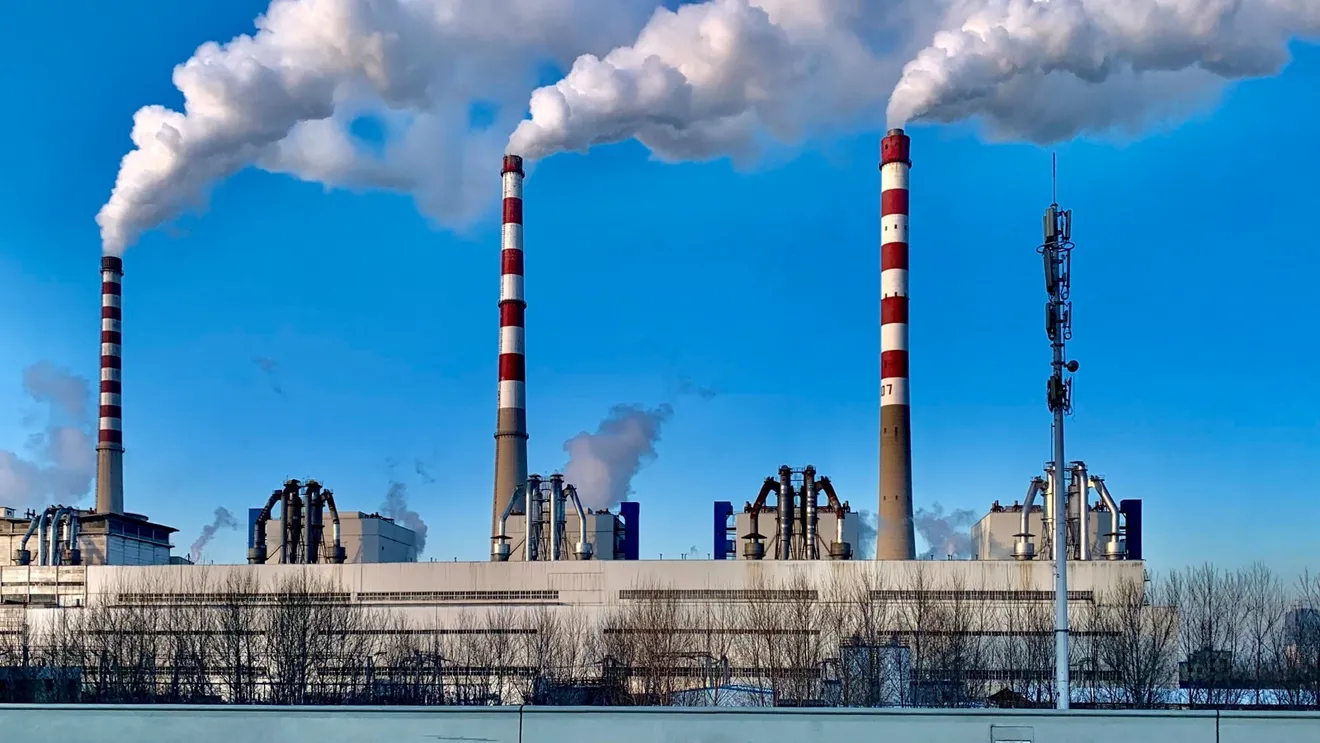 Românii s-au grăbit să fie proștii Europei când și-aun închis minele: Termocentralele pe lignit din Germania au revenit pe profit
