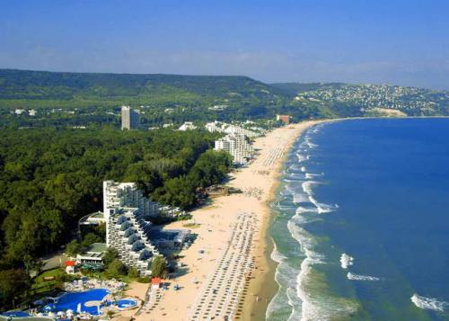 Românii nu mai sunt atraşi de petrecerea vacanţelor în Bulgaria