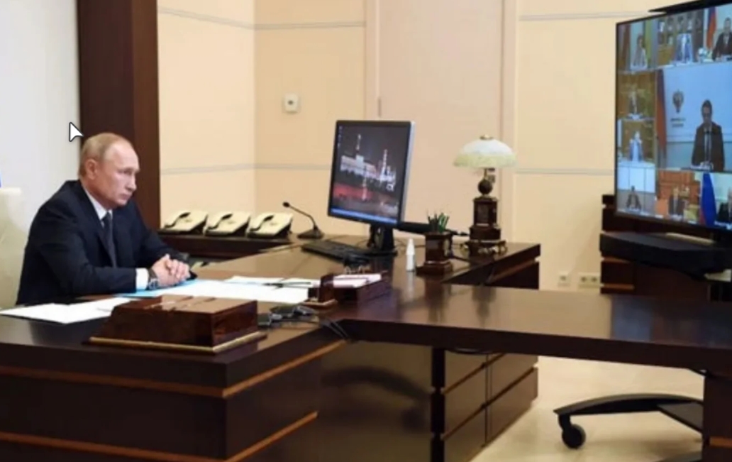 S-a aflat cum se creează iluzia apariției lui Vladimir Putin acolo unde acesta nu se află