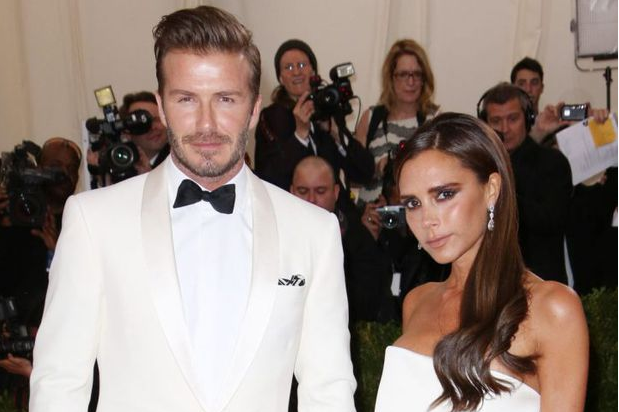 S-a aflat de ce Victoria Beckham nu zâmbește niciodată!