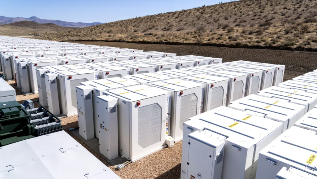 S-a terminat! O baterie promite să schimbe regulile jocului în 2026: Încărcare în 5 minute și durată de viață de un secol
