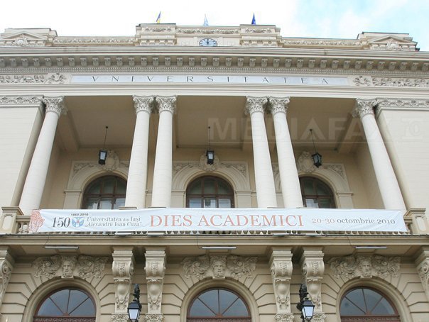 Salarii majorate pentru directorii şi secretarii şefi din universităţi