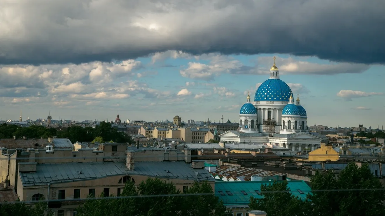 Sankt Petersburg, cu peste 5 milioane de locuitori, ar putea fi inundat din cauza unui ghețar
