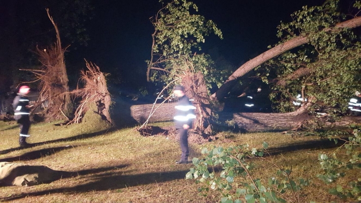 Sapte dintre victimele furtunii din Bihor au ramas internate in doua spitale din Oradea, intre care una in stare foarte grava