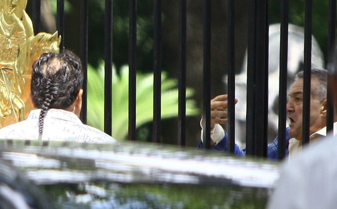 Scandal monstru la poarta palatului lui Becali! Ce-a avut de impartit milionarul cu temutul