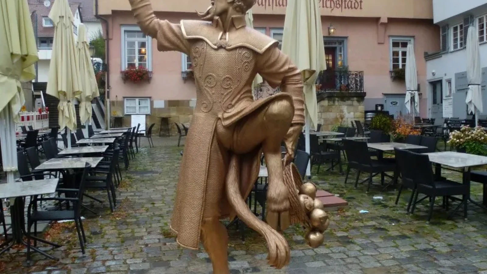 Scandal uriaș în Germania: nemții i-au construit Diavolului un monument
