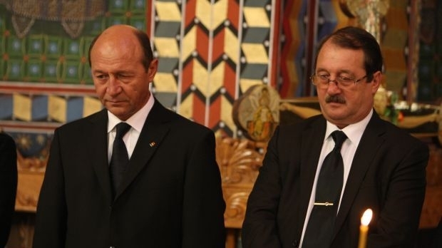 Scandalul cu armament in care este implicat clanul Basescu