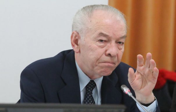 Scrisoare deschisă către Nicolae Văcăroiu: