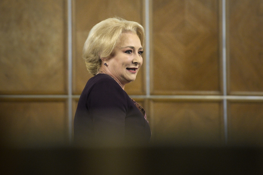 Se cauta un tap ispasitor pentru ca Dancila a ratat intalnirea cu Juncker: SPP, SGG si Aeroportul Baneasa, anchetate de Guvern
