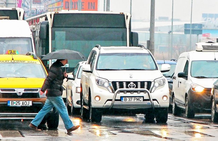 Se cere reintroducerea unei noi Taxe Auto de Mediu afirma ministrul Tanczos Barna