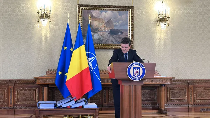 Se cere schimbarea Constituției după activarea stării de alertă: Referendum pentru a limita puterea Guvernului asupra drepturilor românilor
