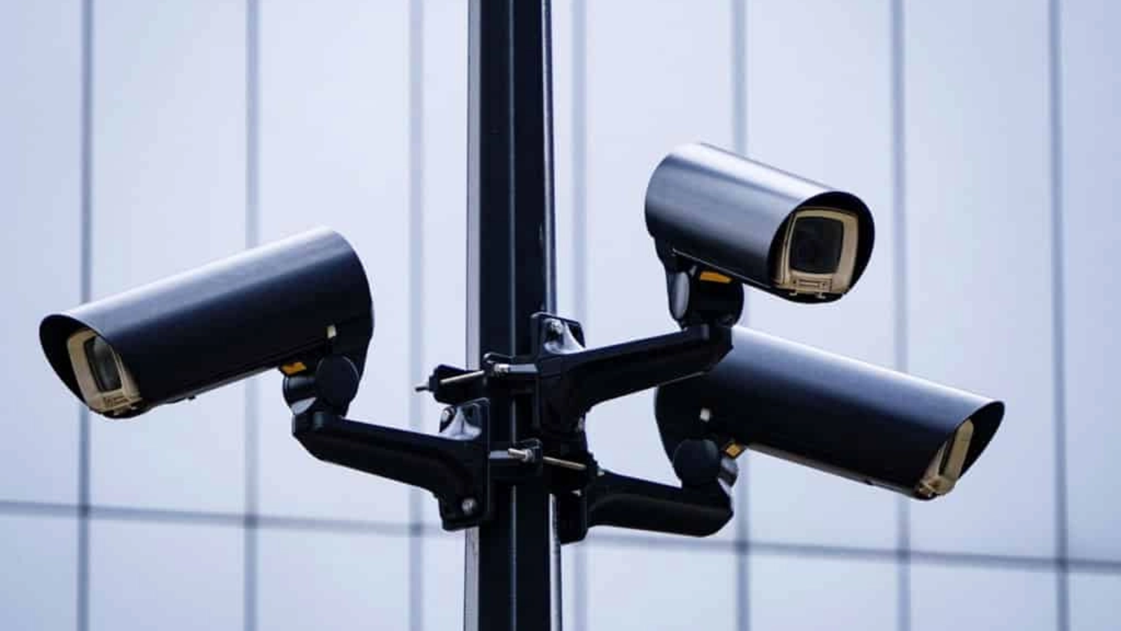 Se monitorizează tot traficul începând cu 17 aprilie. Ce e oficial despre reteaua camerelor de supraveghere