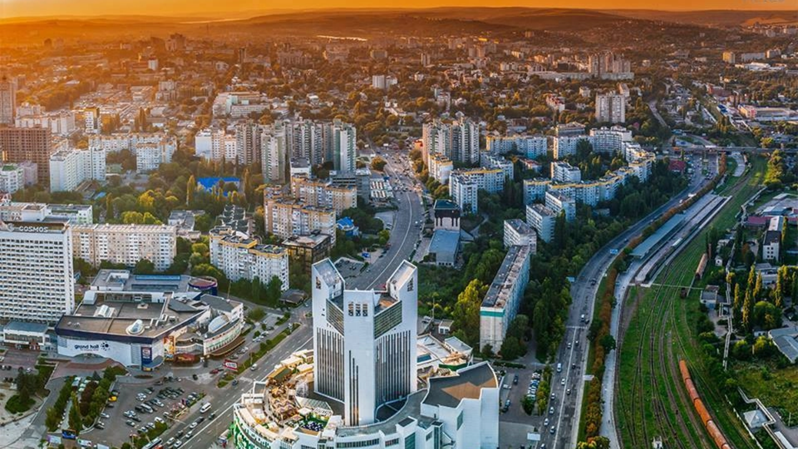 Se punea la cale un război civil în Republica Moldova: Tinerii erau mobilizați prin rețelele sociale pentru a provoca proteste violente
