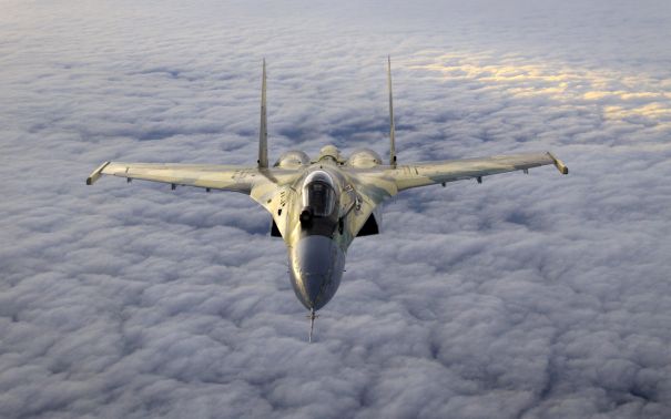 Se strica treaba de-a binelea! Turcia a doborât un avion militar rusesc în apropiere de frontiera sa cu Siria