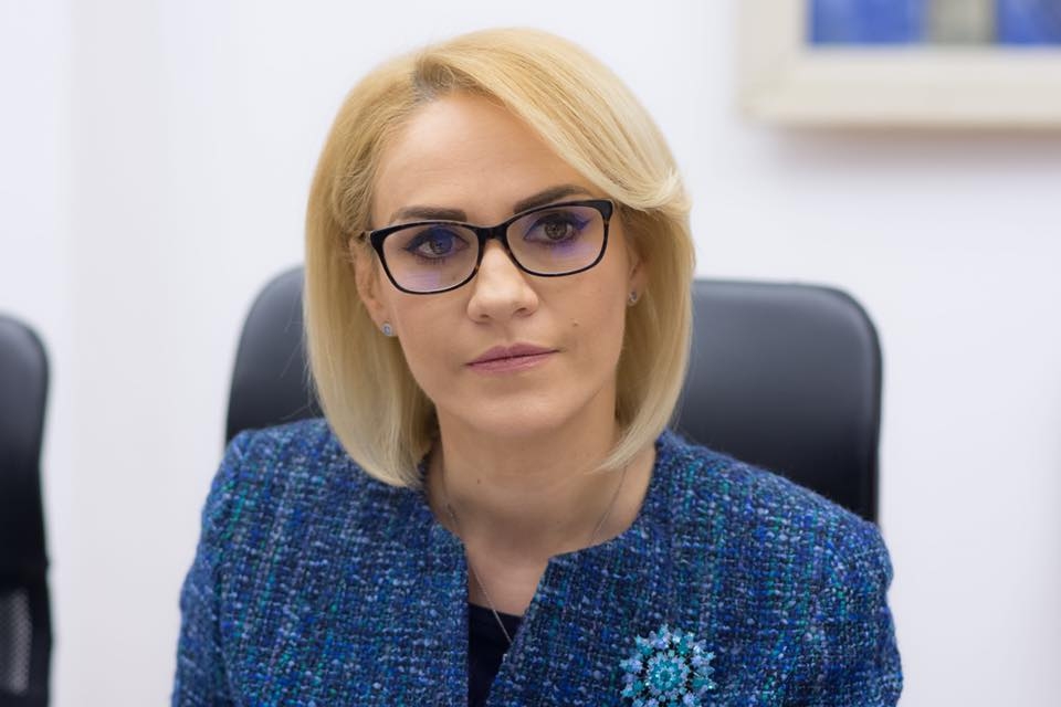 Seful arhitectilor o acuza pe Firea ca vrea sa transforme Bucurestiul din Micul Paris in Micul Phenian