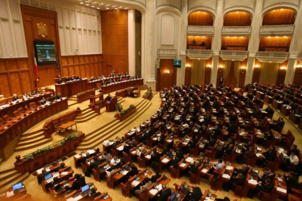 SENAT: Amendamentele senatorilor pentru Legile Justitiei au primit aviz favorabil in Comisia Iordache