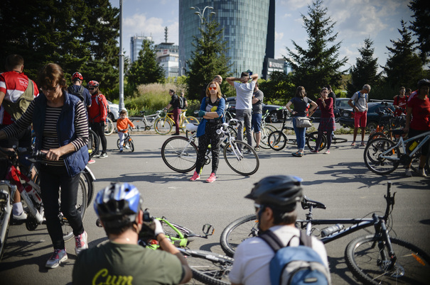 Senatorii jurişti, raport favorabil pentru o lege care ar reduce sancţiunile pentru biciclişti