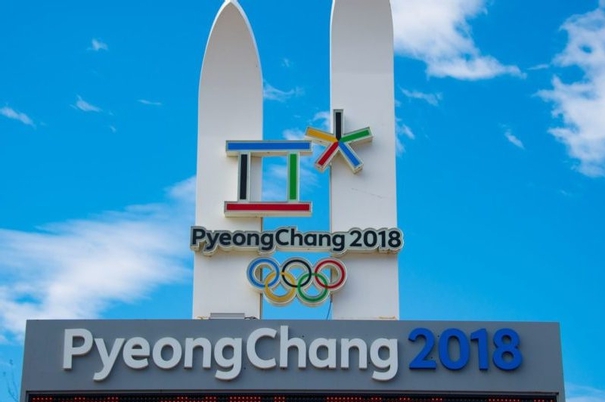 Seulul salută decizia Phenianului de a trimite o delegaţie la JO de la PyeonChang. Sportivii vor defila împreună cu acelaşi steag