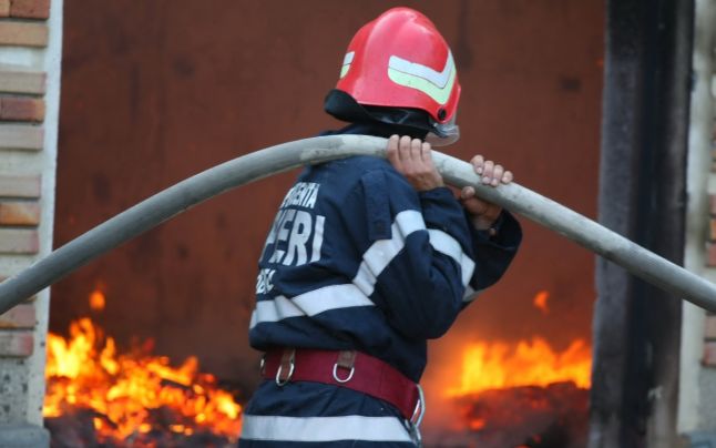 Sfaturile pompierilor pentru a preveni incendiile în perioada sărbătorilor