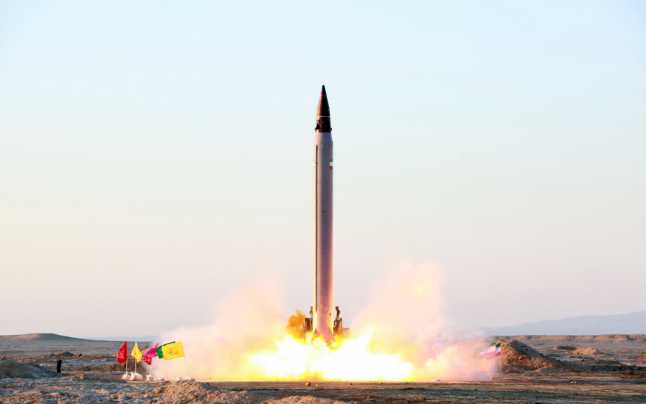 Sistemul iranian de rachetă, plasat în stare de alertă consolidată