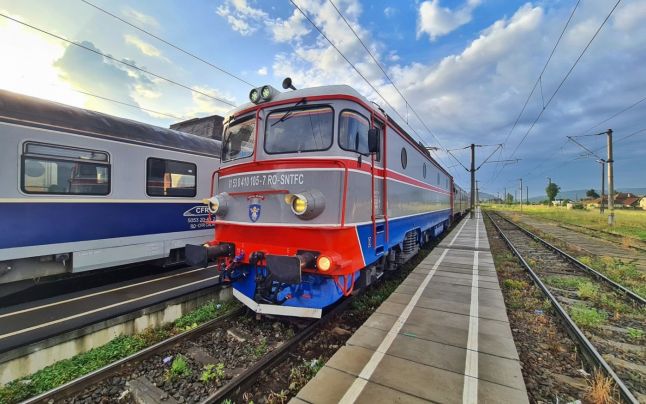 Soţia a crezut că doarme Un bărbat a decedat într-un tren care circula pe ruta Iaşi - Bucureşti
