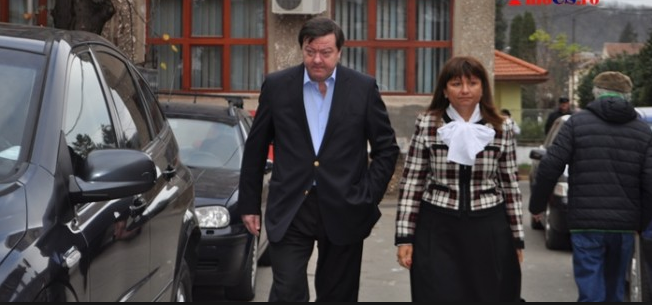 Soţia lui Frunzăverde vrea să ajungă parlamentar pe lista lui Tăriceanu