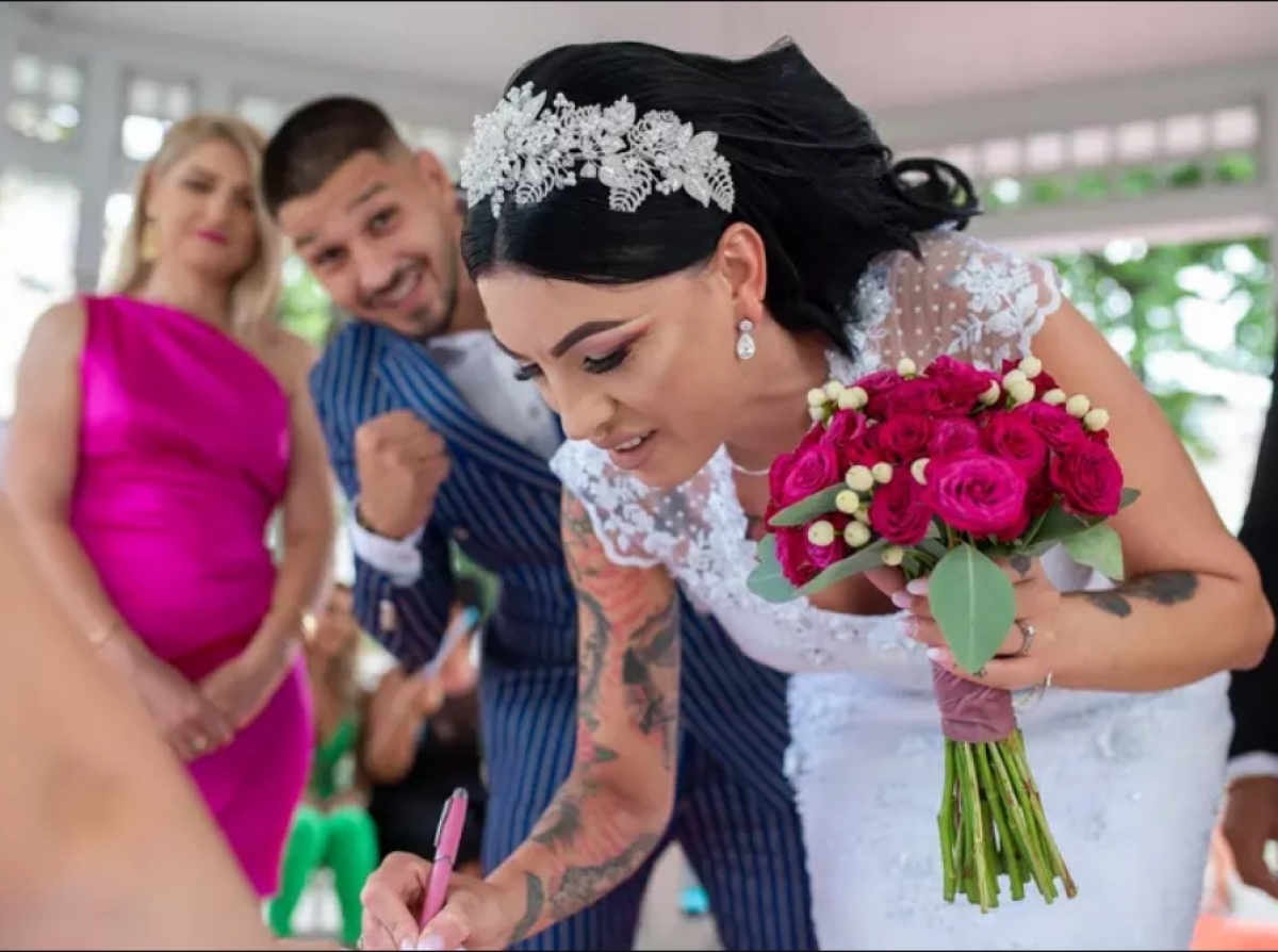Soția unui finalist la