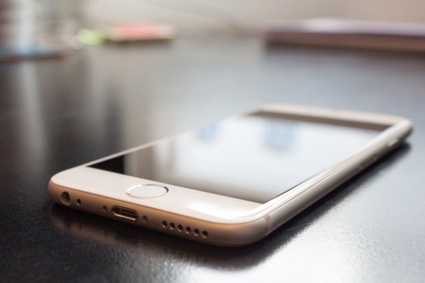 Soluţia Apple pentru a opri filmările cu smartphone-ul în timpul concertelor