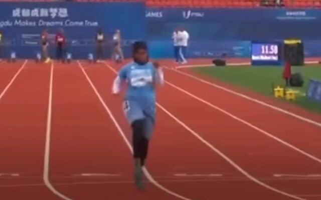 Somalia își cere scuze după ce a trimis la JMU o sportivă care a avut nevoie de aproape 22 de secunde pentru a termina cursa de 100 de metri