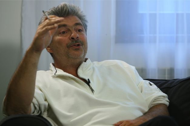 SOV: „Domnul Iohannis, preşedintele României, recunoaşte că ţara asta a devenit o colonie
