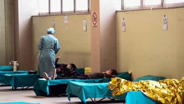 Speranţa de viaţă a italienilor s-a redus cu aproape un an din cauza pandemiei de COVID-19