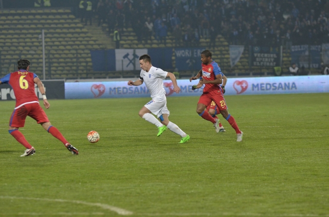 Steaua - CSU Craiova 2-0, etapa a 21-a. Papp a marcat de la 30 de metri, iar Tade a închis tabela
