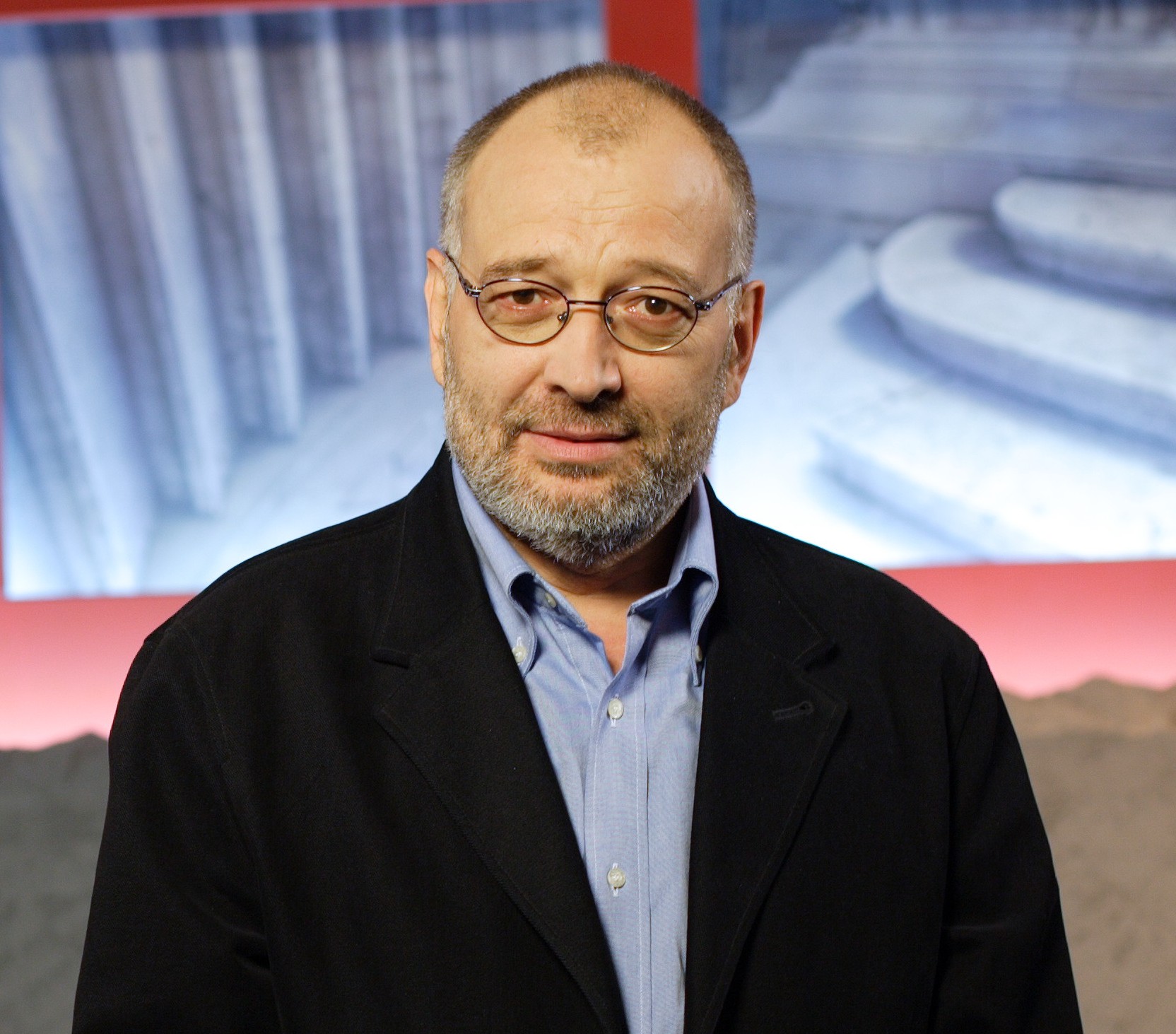 Stelian Tănase: