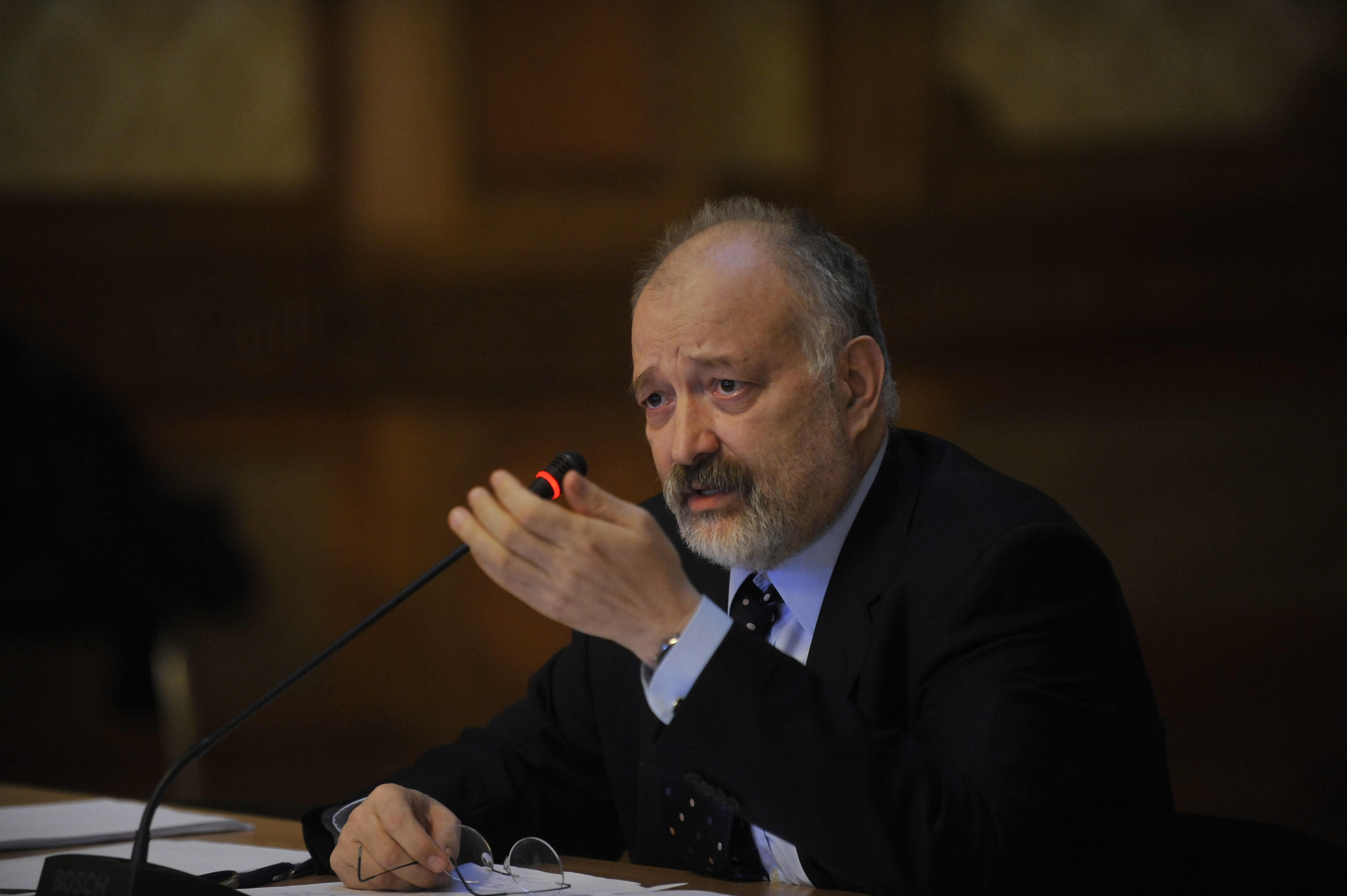 Stelian Tănase: „Traian Băsescu va fi invitat la sediul DNA!
