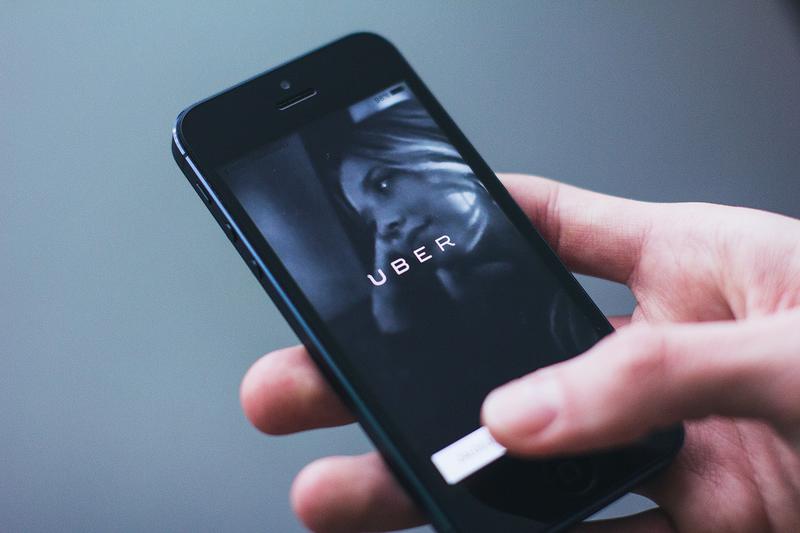 SUA: O femeie a murit dupa ce a fost lovita de o masina autonoma Uber - International