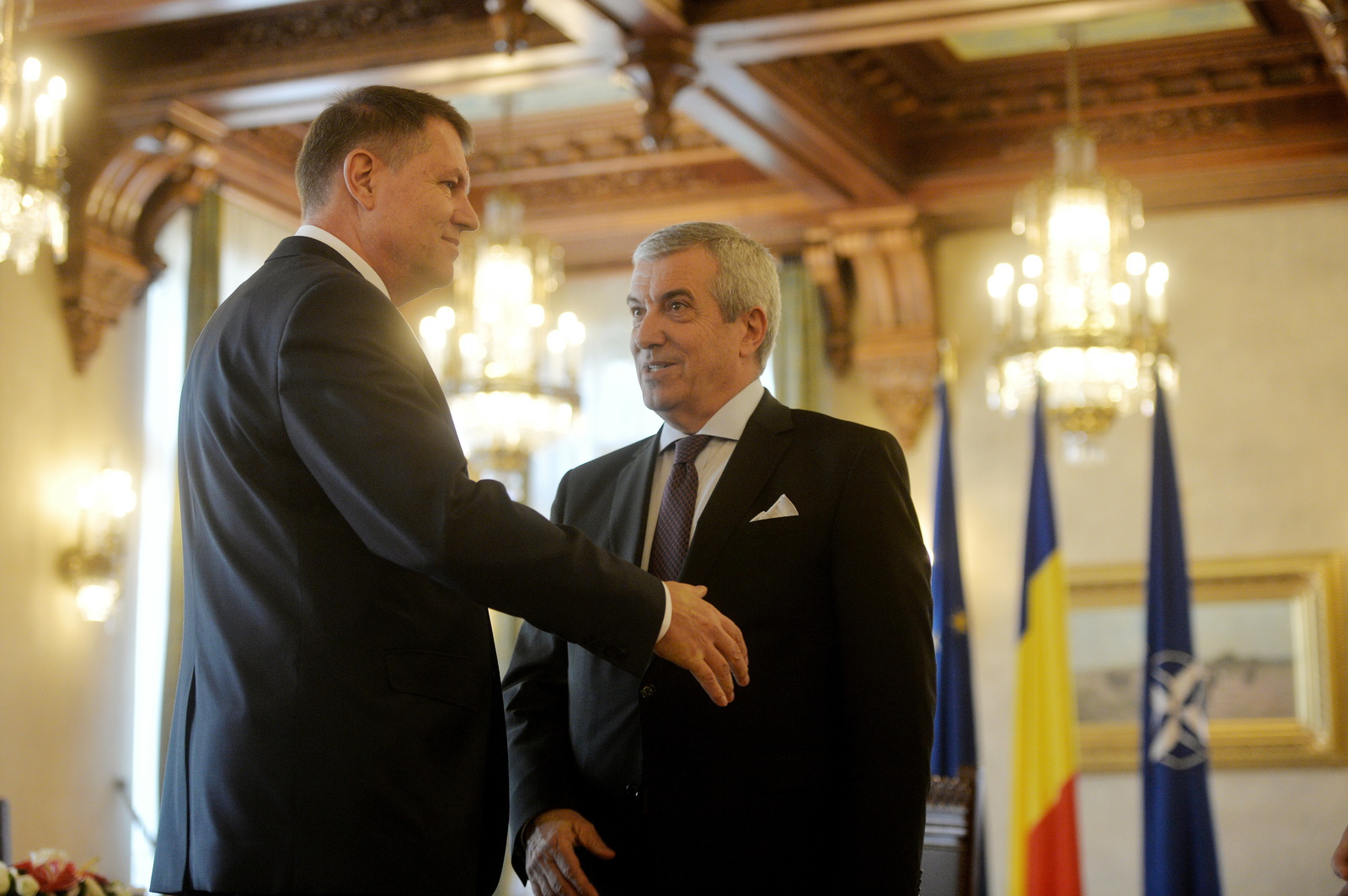 Tăriceanu îl atacă pe Iohannis: Este prizonierul lui Coldea şi Kovesi