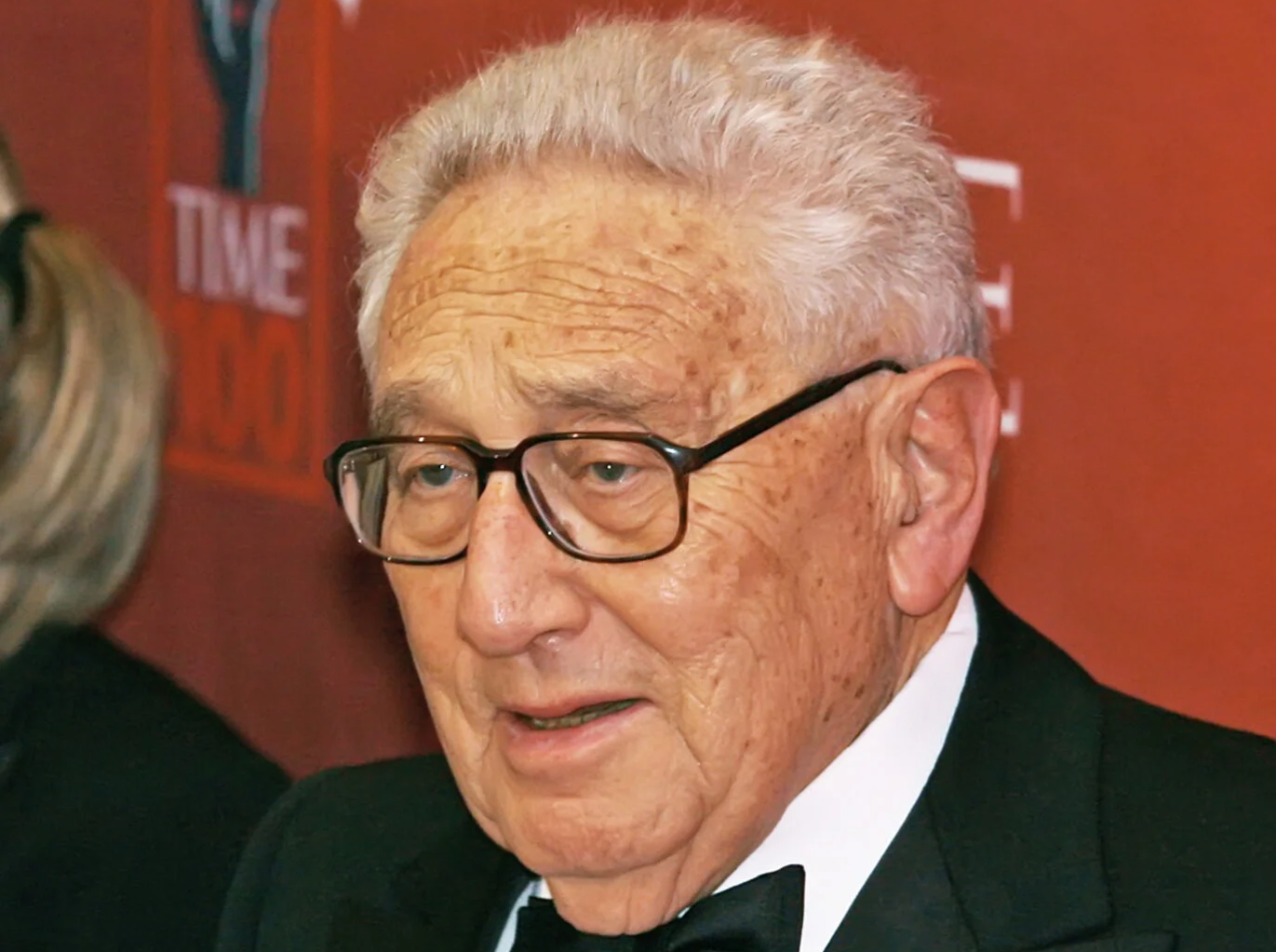 Tătucul lui Putin, Henry Kissinger: 