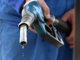 Taxă pe carburant în loc de timbru de mediu - propune ministrul Mediului